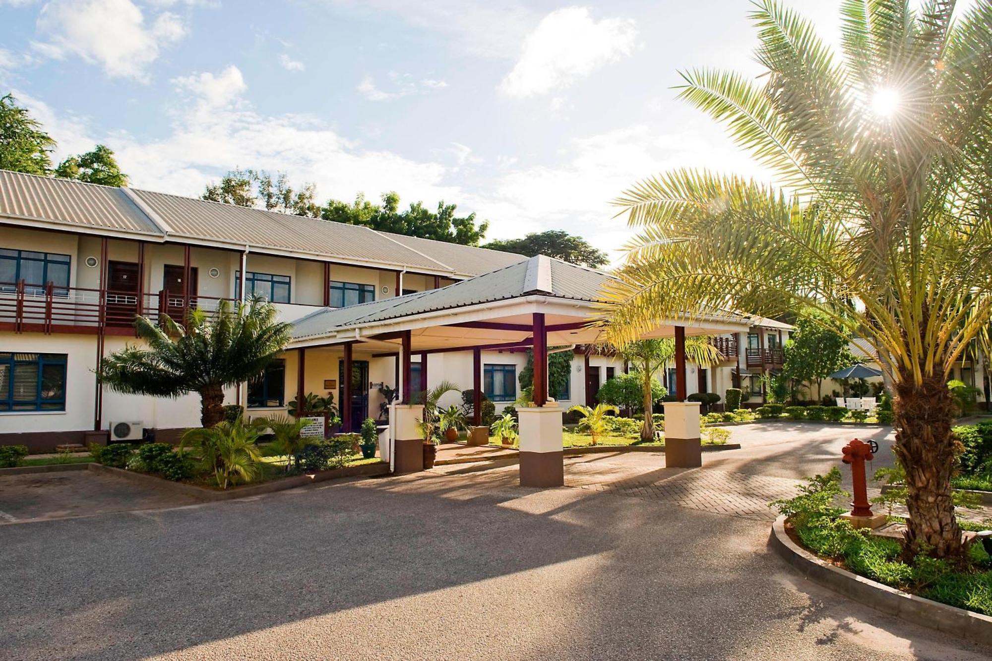 Protea Hotel By Marriott Dar Es Salaam Oyster Bay Dış mekan fotoğraf