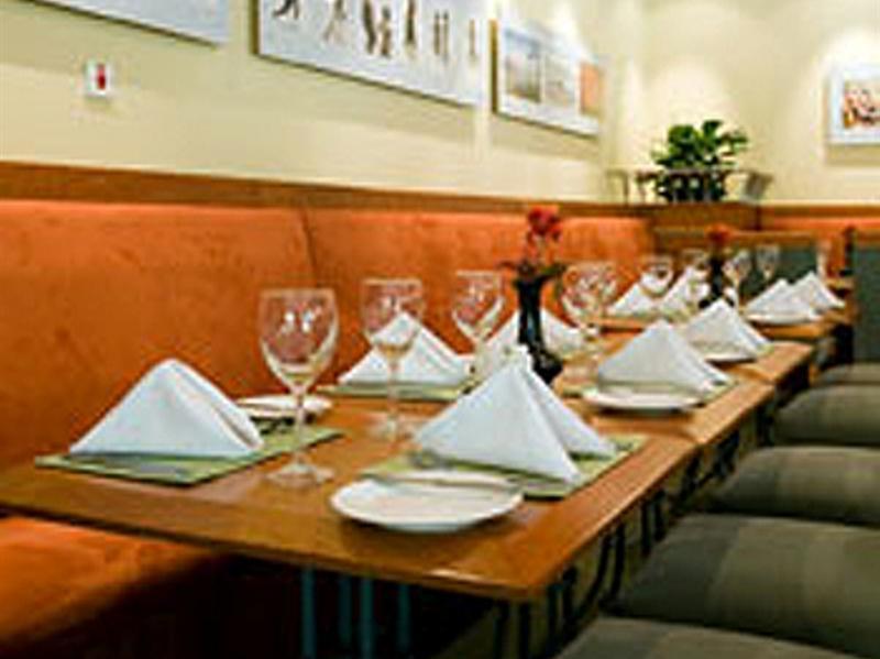 Protea Hotel By Marriott Dar Es Salaam Oyster Bay Dış mekan fotoğraf